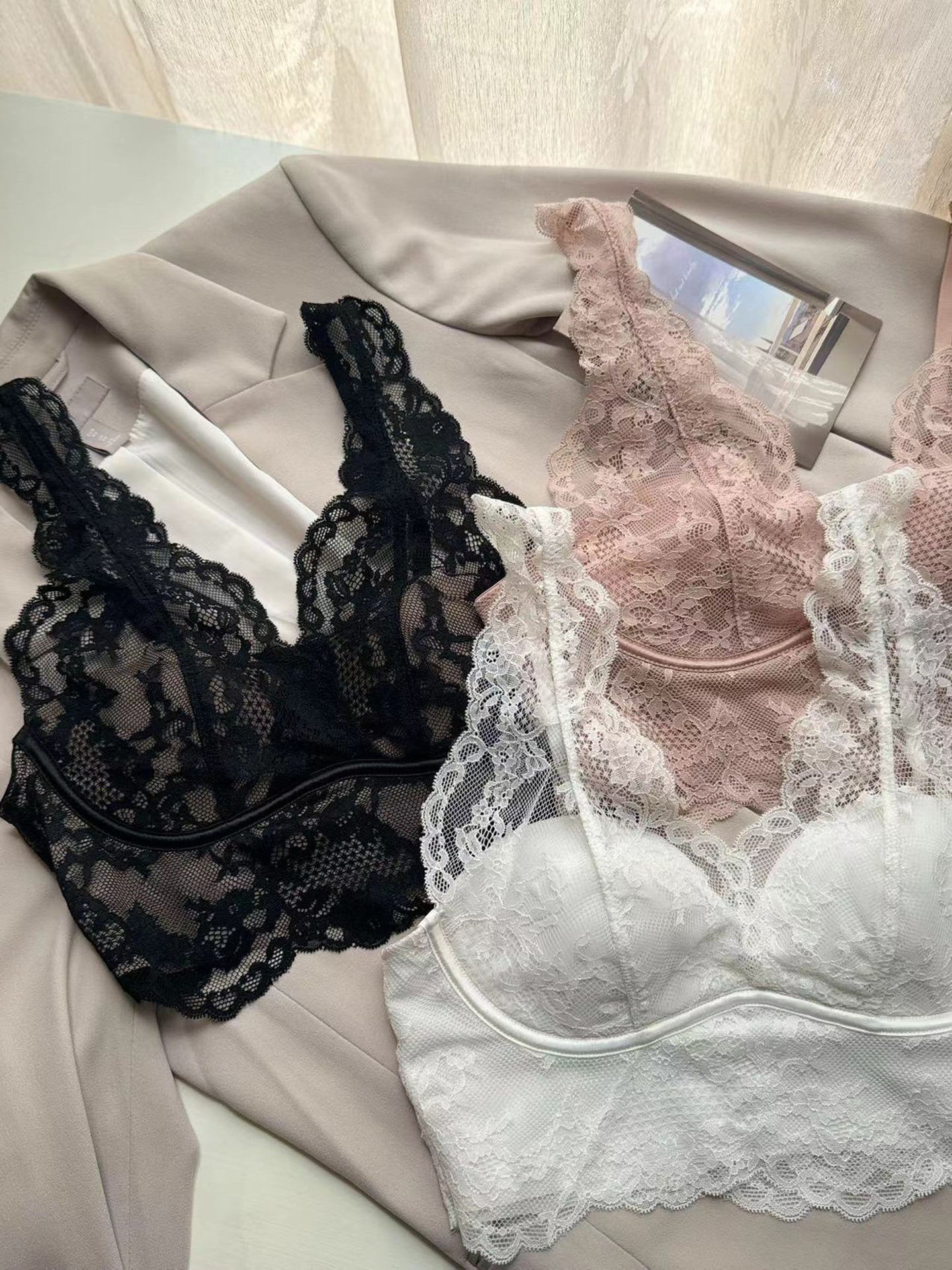 V Neck Floral Lace Bralette Set